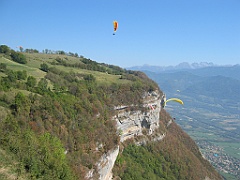 Parapentes au-dessus de St Hilaire 01
